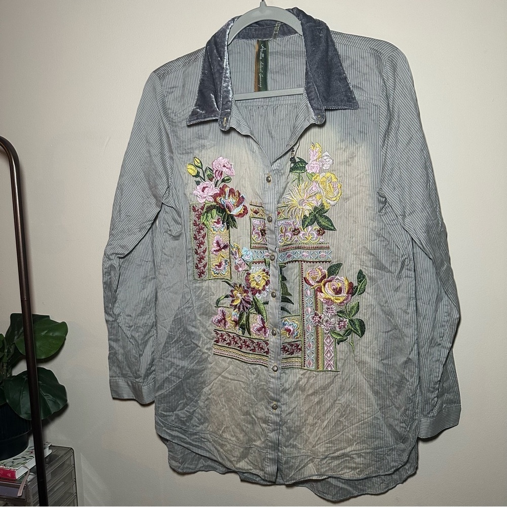 Aratta Silent Journey Striped Floral Embroidered Button Down Top Bundle Size S-M - Picture 7 of 16